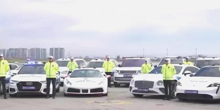 Hata örgütlerinden ele geçirilen araçlar emniyete verildi