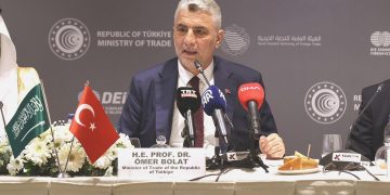 İhracatçılara Eximbank ve İGE takviyeli özel finansman