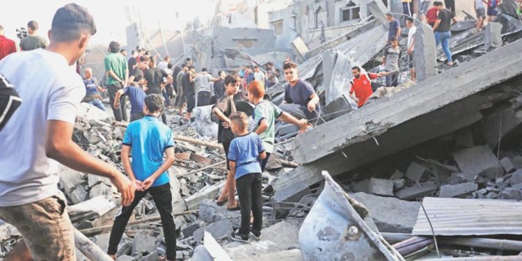 İsrail’in “insani ara”nın akabinde Gazze’de öldürdüğü Filistinlilerin sayısı 193’e yükseldi