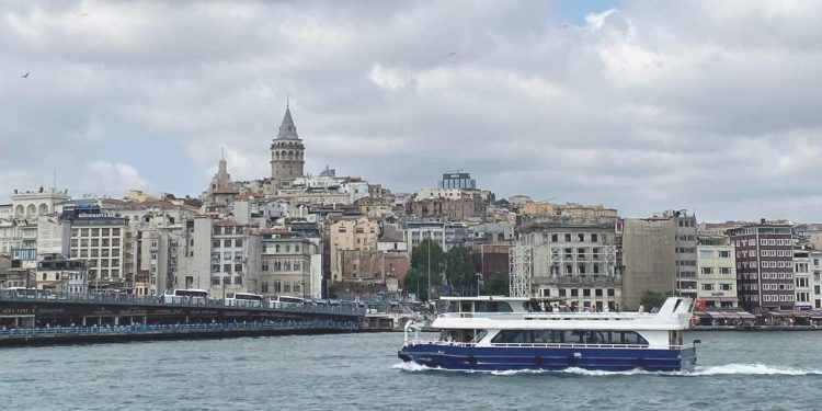 İstanbul’da denizi kirleten 35 gemi 94 milyon lira ceza