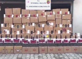 İstanbul’da depo baskını: 45 bin düzmece parfüm bulundu