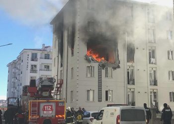 Kars’ta patlama sonrası yangın: 3 yaralı