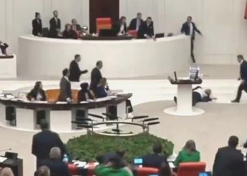 Saadet Partili Hasan Bitmez TBMM’de kötüleşti, ağır bakıma alındı