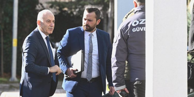 Türk-İş’ten açıklama: Sayı konuşulmadı