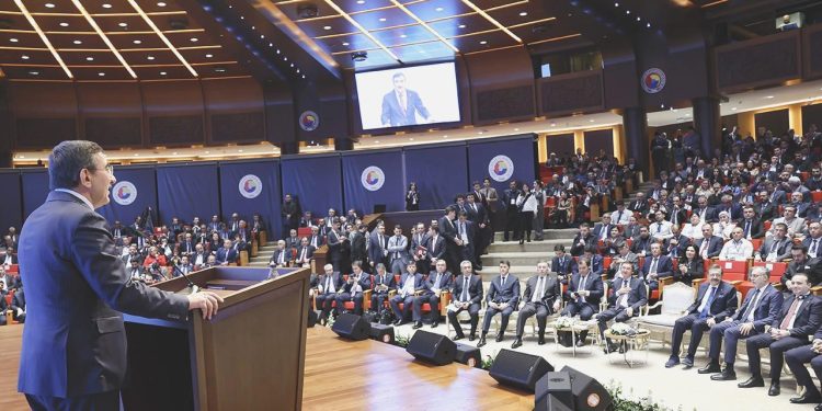 “Türkiye’nin ekonomik büyüklüğü 1 trilyon doları aşacak”