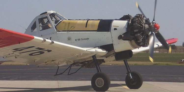 Yunanistan’da askeri eğitim uçağı düştü