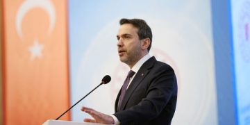 Bakan Bayraktar: Doğal gaza bu kış zam planlamıyoruz
