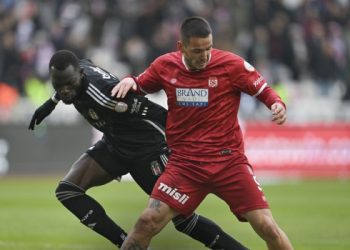 Beşiktaş, Sivasspor deplasmanında mağlup oldu