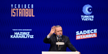 Erdoğan, İstanbul ilçe belediye başkan adaylarını tanıttı