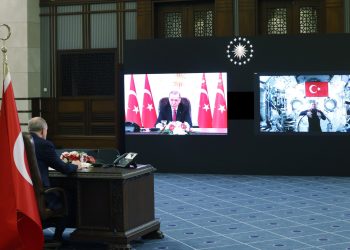 Erdoğan, ilk Türk astronot Gezeravcı ile görüştü