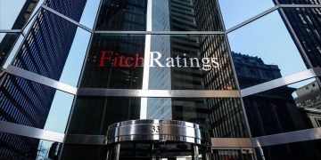 Fitch’ten merkez bankalarının 2024’teki faiz indirimlerinin sert olmayacağı öngörüsü