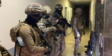 Forex yatırım dolandırıcılarına büyük operasyon: 73 gözaltı