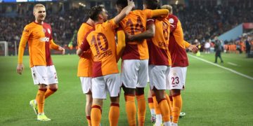 Galatasaray, Trabzonspor deplasmanında farklı kazandı