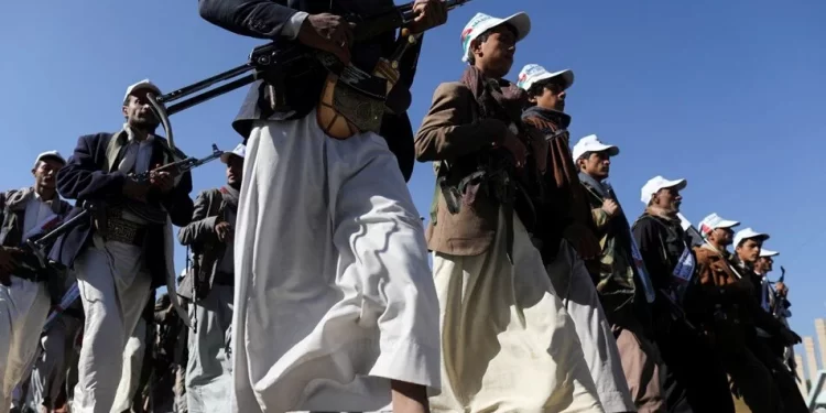 Husiler: ABD ile savaşa hazırlanıyoruz