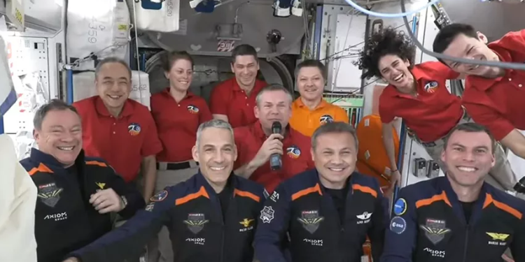 ”İstikbal göklerdedir”