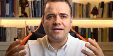 Prof. Dr. Özgür Demirtaş’tan bütçe yorumu