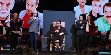 Şafak Sezer’in yazıp oynadığı Kolpaçino 4 filminin galası dün akşam gerçekleşti