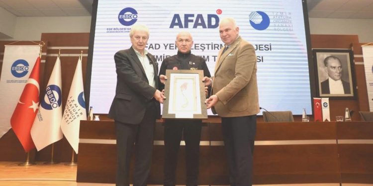 AFAD, İzmirli sanayiciden yerli üretim talep etti