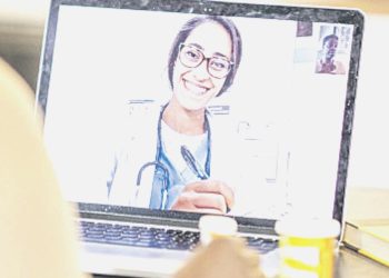 Bırakın hekiminiz ekranınıza gelsin!