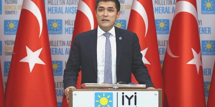 DÜZGÜN Parti’nin İBB adayı Buğra Kavuncu: Birilerinin siyasi hayatını ayakta tutmakla mükellef değiliz