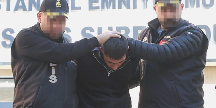 Esenyurt’ta 10 kişiyi bıçakla yaralayan kuşkulu adliyeye sevk edildi