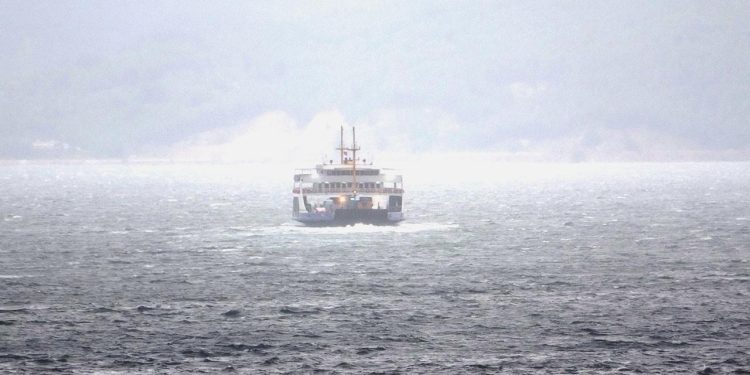 İstanbul’da hava muhalefeti nedeniyle birtakım vapur seferleri yapılamıyor