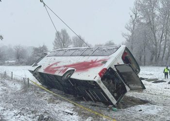 Kastamonu’da yolcu otobüsü devrildi, altı kişi öldü