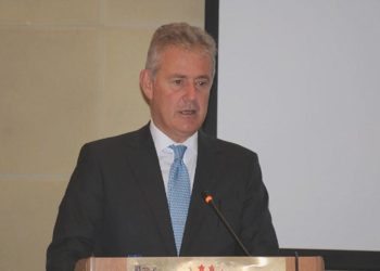 Özgener: İhracatta yeni yol haritasına gereksinim var