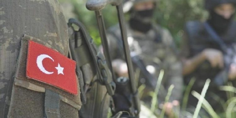 Türk askerinin Aden Körfezi’ndeki vazife müddeti uzatıldı