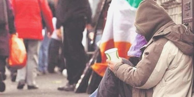 Türk-İş: Yoksulluk hududu 49 bin lirayı aştı