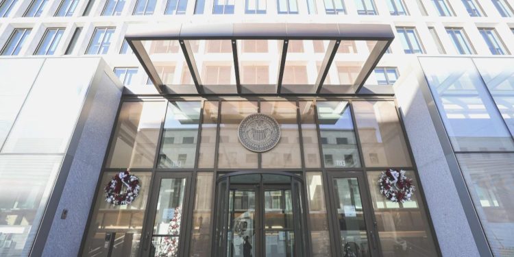 Ünlü ekonomist: Fed’in faz indirim mayısta daha muhtemel