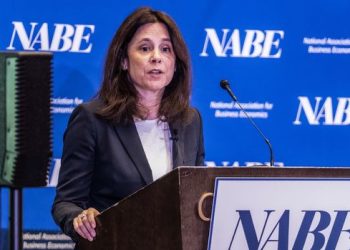 Dallas Fed Başkanı Logan: Faiz indirimi için aciliyet gerekmiyor