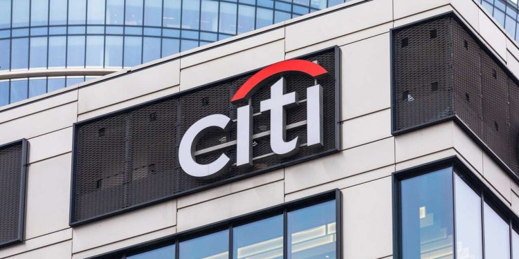 Dev bankadan dikkat çeken altın/petrol analizi