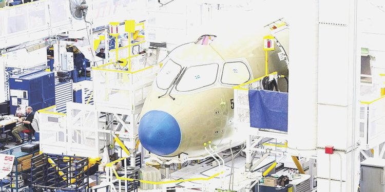 Airbus 2024’e yüksek moralle girdi Boeing Max 9 krizi ile uğraşıyor