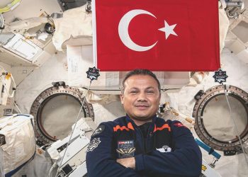 Astronot Gezeravcı’nın dünyaya dönüş seyahatinin yarın 14.00’te başlaması planlanıyor