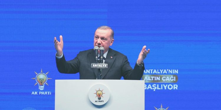 Cumhurbaşkanı Erdoğan Antalya’da