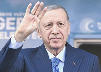 Erdoğan: Uçak gemimizin üst segmentini yapacağız