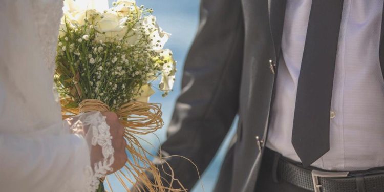 Evleneceklere faizsiz 150 bin TL kredi