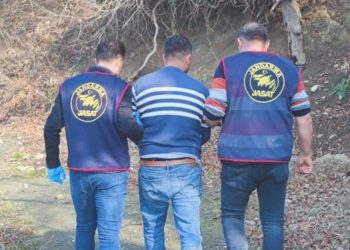 Gebe bayan ve iki çocuğu toprağa gömülü halde bulundu