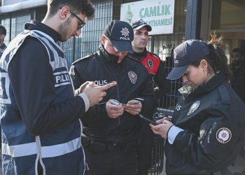 İstanbul’da polis helikopterine lazer tutan bireye 91 bin lira ceza