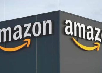 Jeff Bezos 4 milyar dolarlık pay sattı