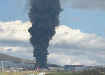Kocaeli’de fabrika yangını