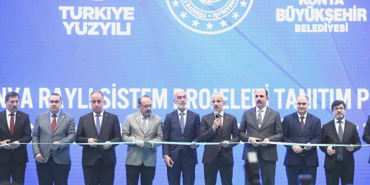 Konya 55,6 km yeni raylı sisteme kavuşacak