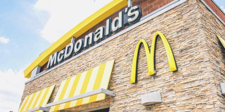 McDonald’s’ın geliri beklentilerin altında kaldı