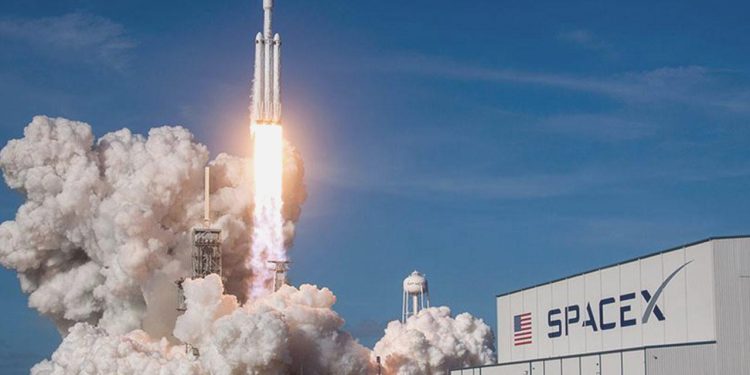 SpaceX, NASA’nın yeni iklim müşahede uydusu PACE’i fırlattı