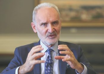 “TCMB’nin iktisat siyasetinde bir değişiklik olacağını öngörmüyoruz”