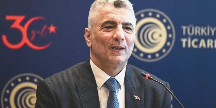 Ticaret Bakanı Bolat: Dış ticaret açığı ocak ayında 6,2 milyar dolara geriledi