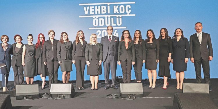 Uygunluk meleği bayan tabipler Vehbi Koç Ödülü’nü aldı