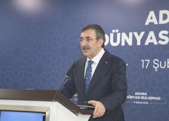 Yılmaz, ‘enflasyonda besbelli düşüşte’ ikinci altı ayı işaret etti