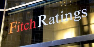 Fitch, 8 Türk şirketin kredi notunu revize etti